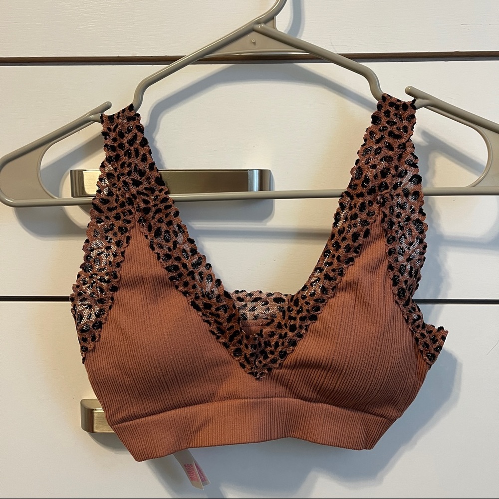 Victorias Secret Pink Mauve Pink Bra with Leopard Cheetah Trim